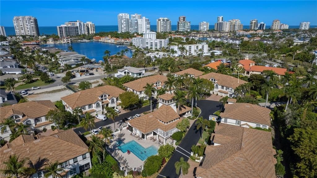101 Colonade Cir 102, Naples, FL 34103-28