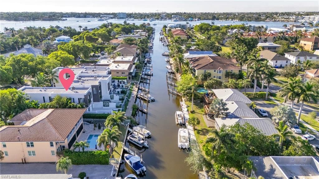 1559 Chesapeake Ave 1559, Naples, FL 34102-30