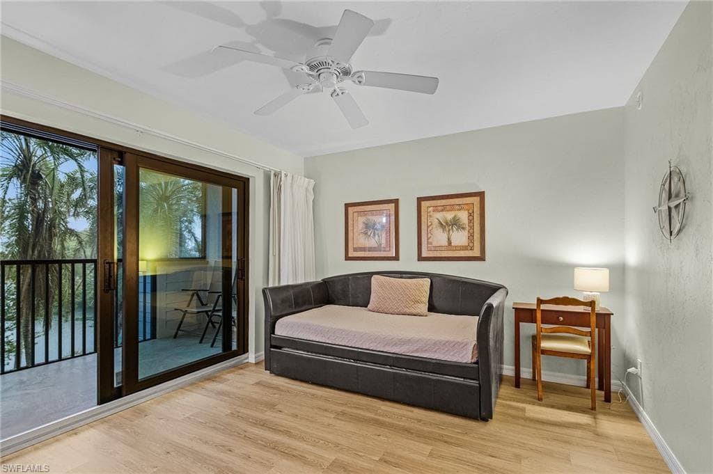 600 Neapolitan Way 349, Naples, FL 34103-17