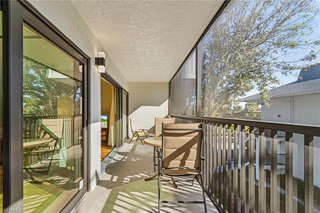 600 Neapolitan Way 349, Naples, FL 34103-27
