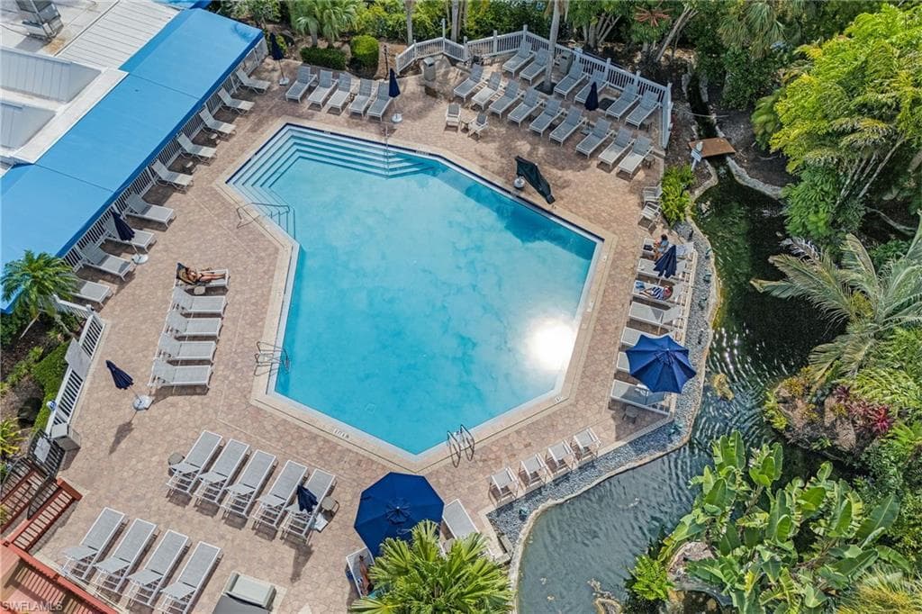 600 Neapolitan Way 349, Naples, FL 34103-35