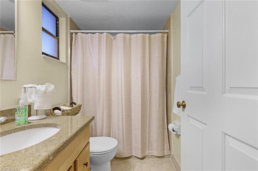 600 Neapolitan Way 349, Naples, FL 34103-5