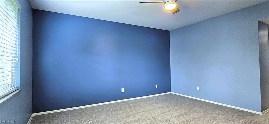 255 3rd Ave S 255, Naples, FL 34102-16