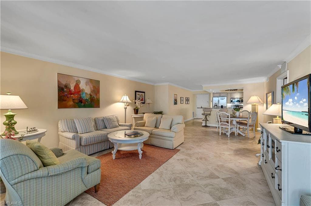 1919 Gulf Shore Blvd N 601, Naples, FL 34102-13