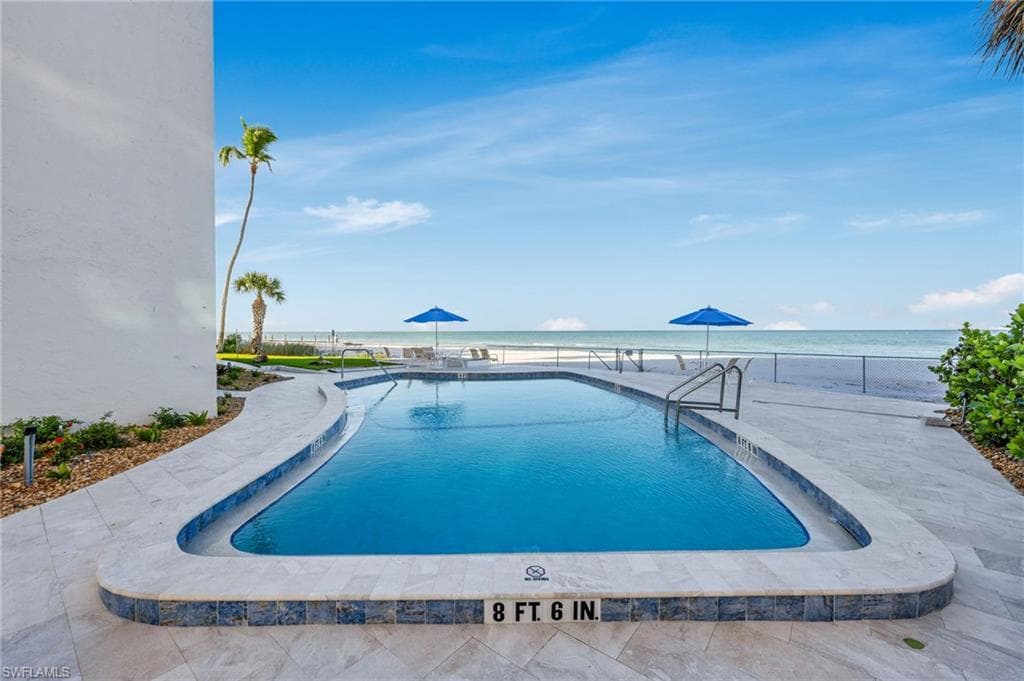 1919 Gulf Shore Blvd N 601, Naples, FL 34102-14