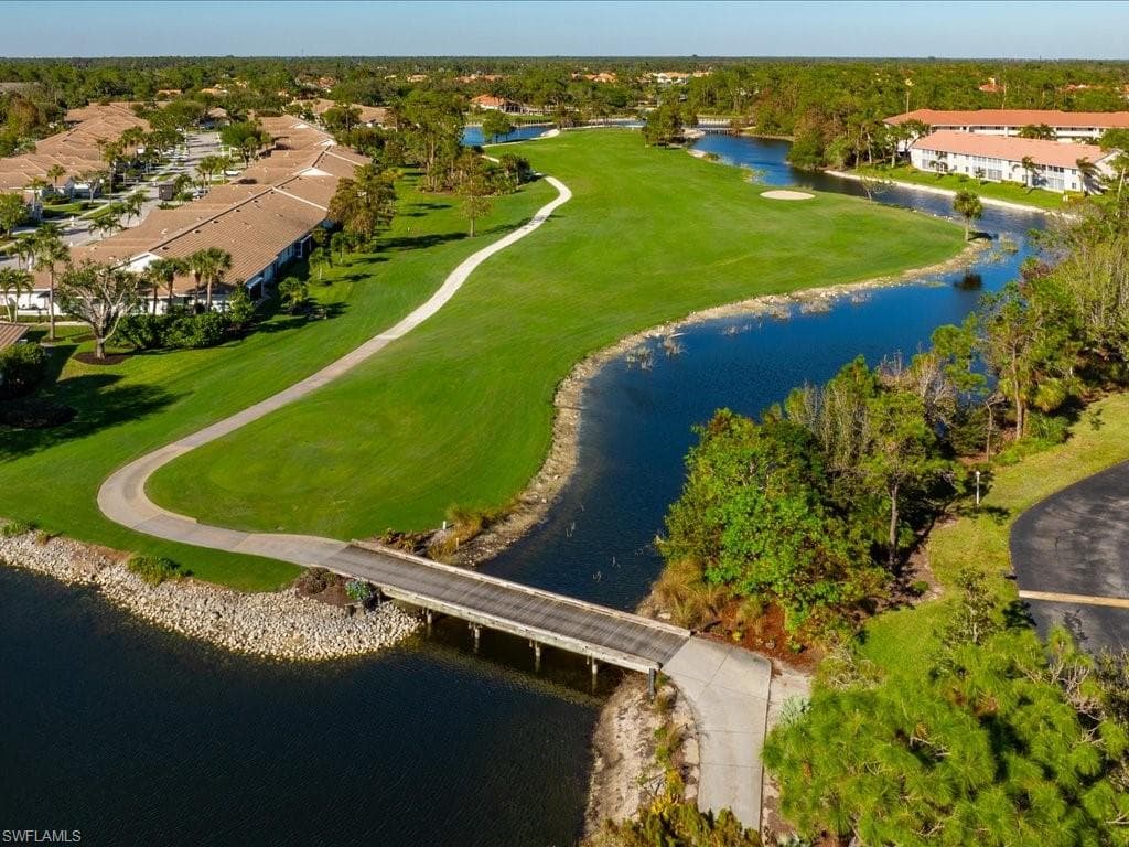 251 Glen Eagle Cir, Naples, FL 34104-34