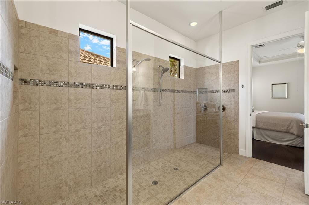 8502 Palacio Ter N, Naples, FL 34114-15