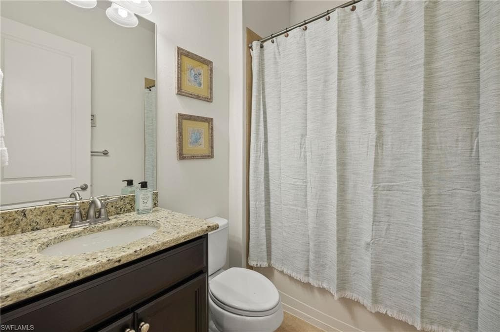 8502 Palacio Ter N, Naples, FL 34114-19