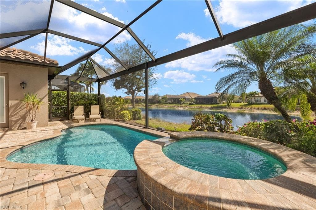 8502 Palacio Ter N, Naples, FL 34114-25