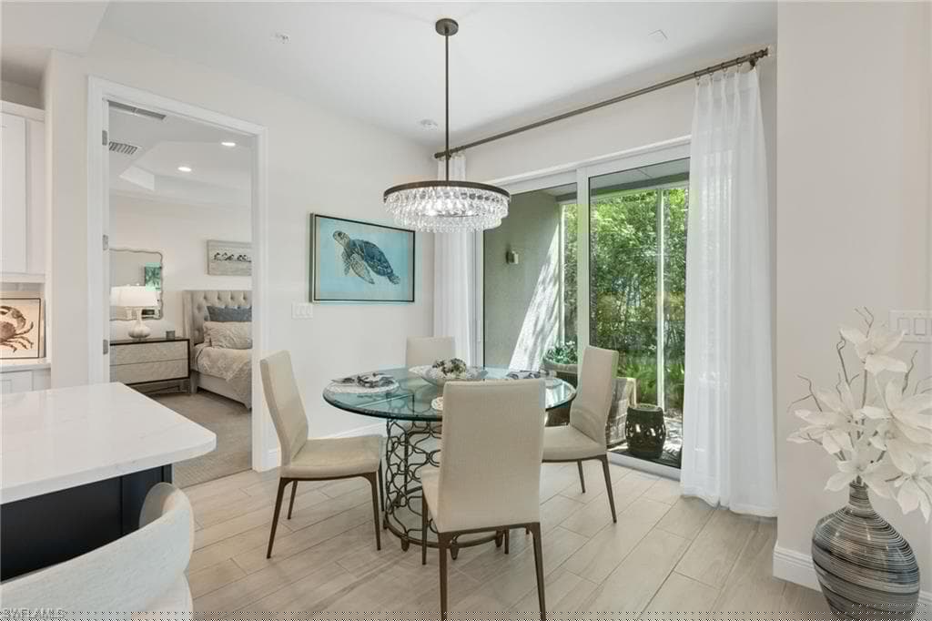 2560 Seychelles Dr 1004, Naples, FL 34112-13