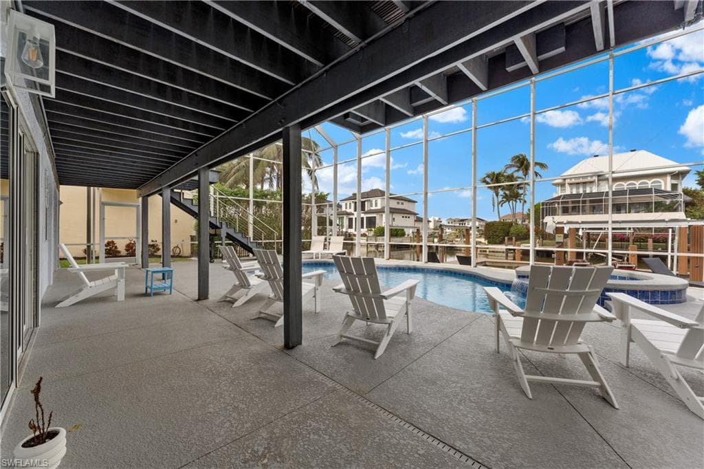 437 Trade Winds Ave, Naples, FL 34108-26