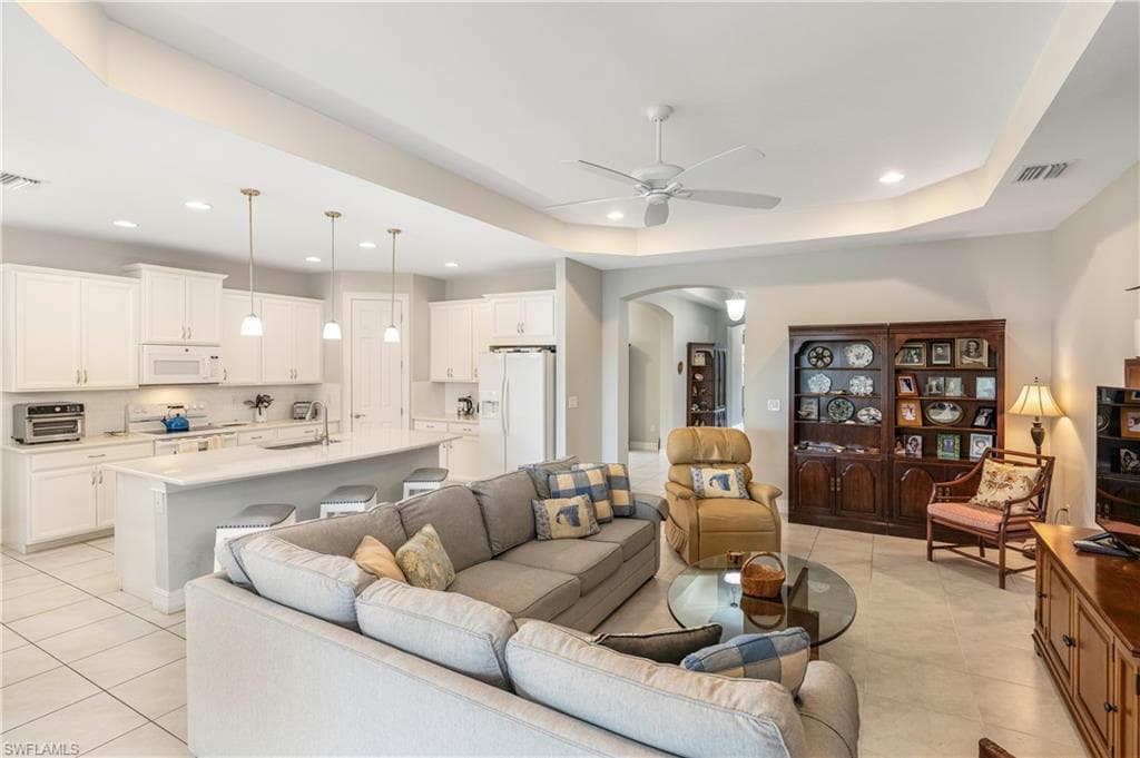 14601 Tropical Dr, Naples, FL 34114-12