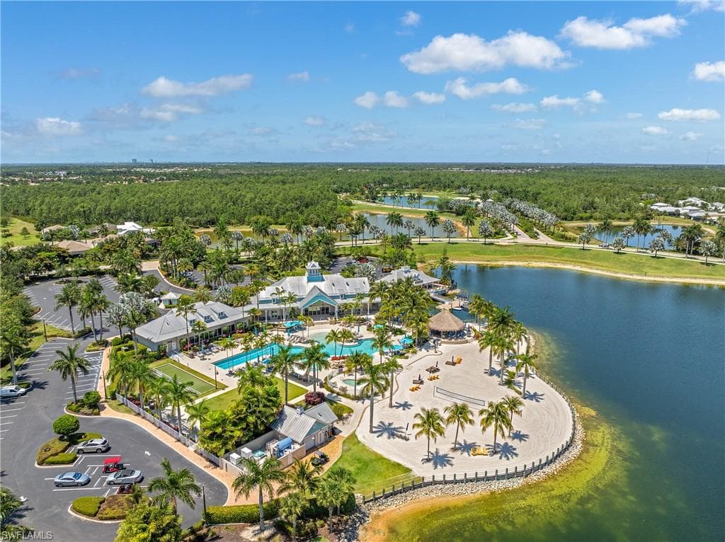 14601 Tropical Dr, Naples, FL 34114-32