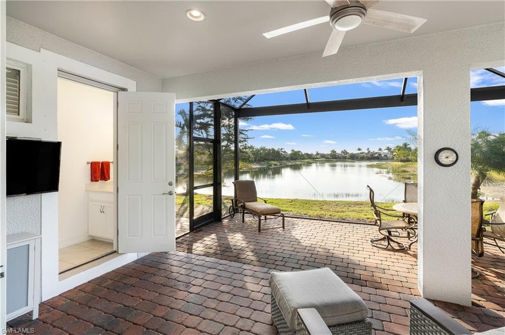 14601 Tropical Dr, Naples, FL 34114-6