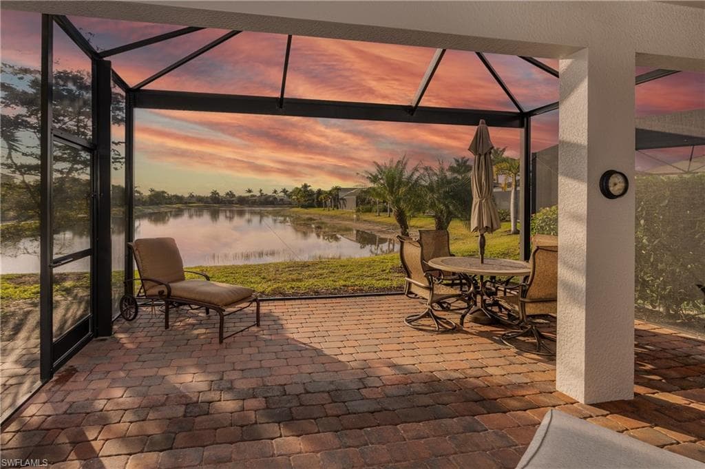 14601 Tropical Dr, Naples, FL 34114-8