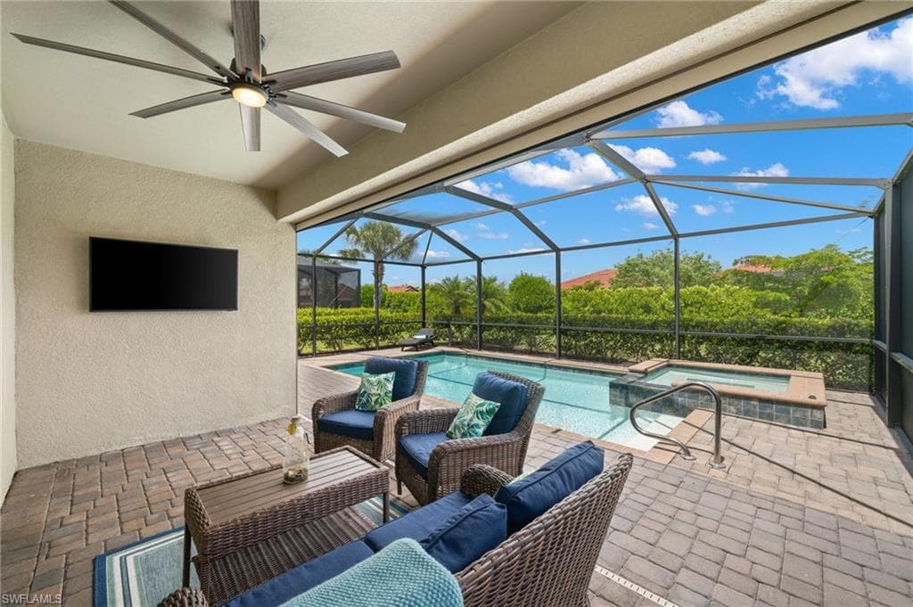 1570 Parnell Ct, Naples, FL 34113-23
