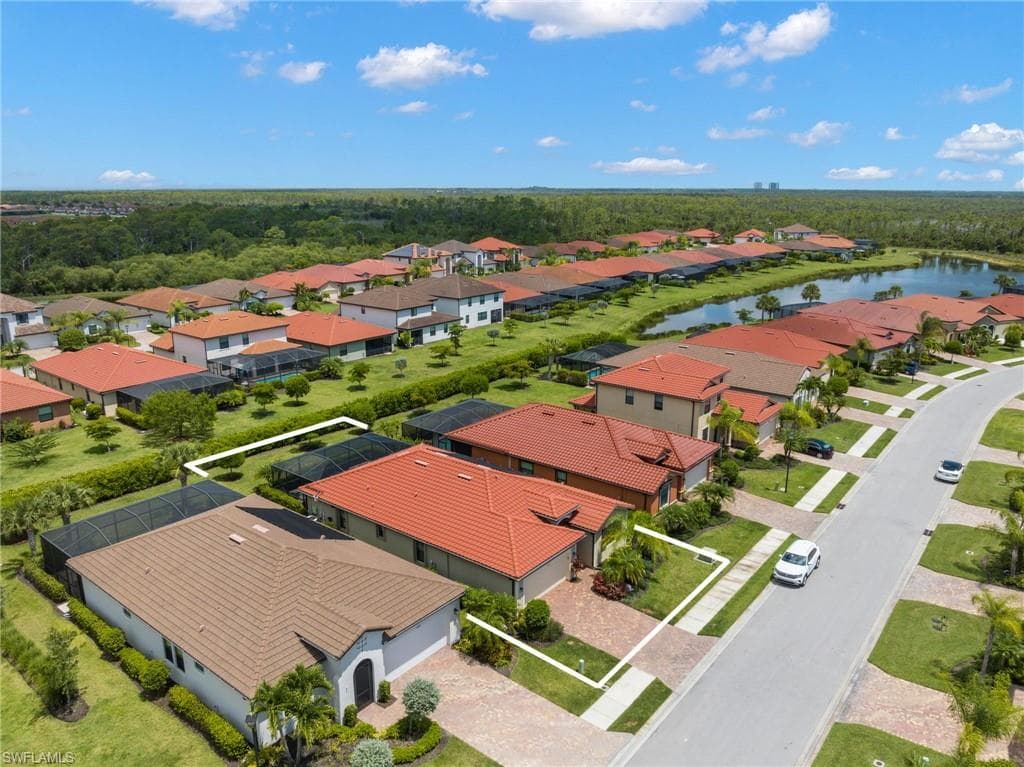 1570 Parnell Ct, Naples, FL 34113-31