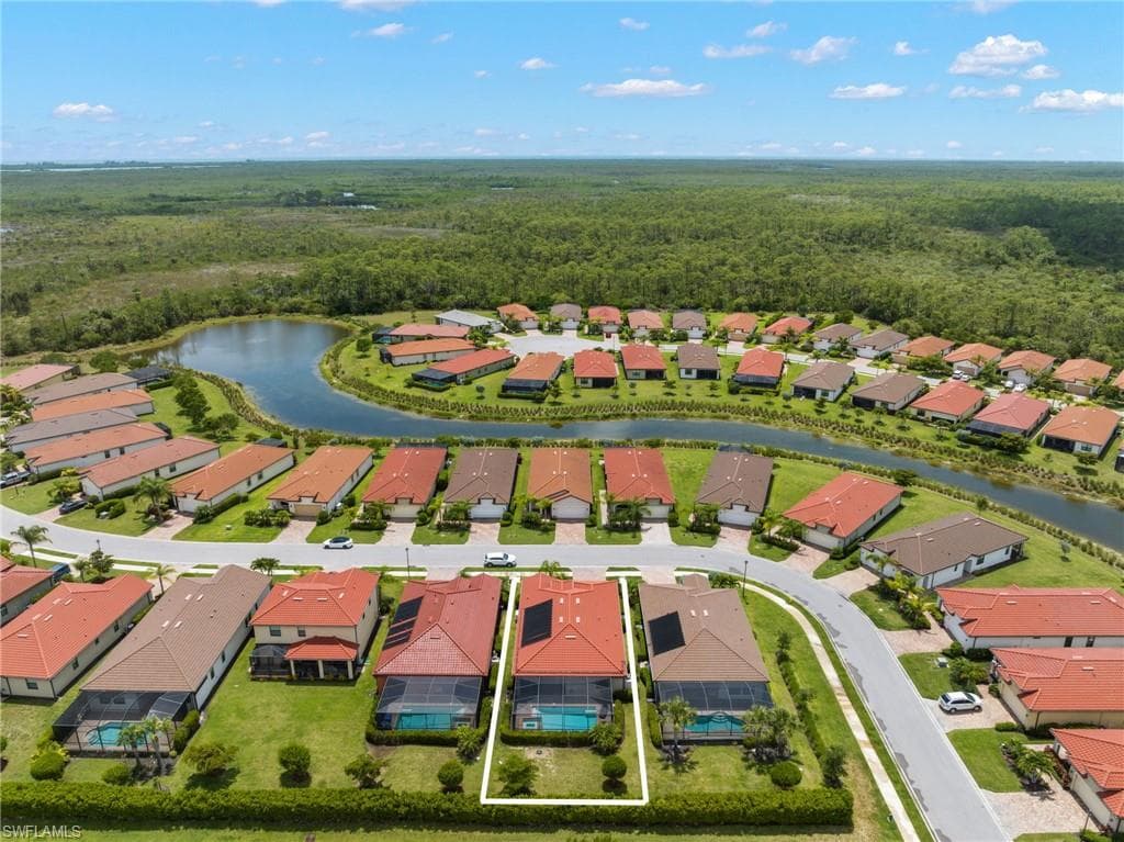 1570 Parnell Ct, Naples, FL 34113-33