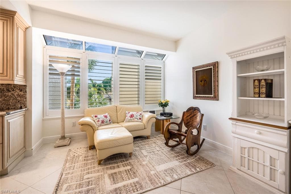 8420 Abbington Cir B25, Naples, FL 34108-14