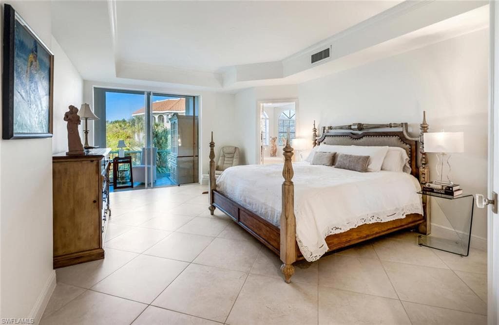 8420 Abbington Cir B25, Naples, FL 34108-16