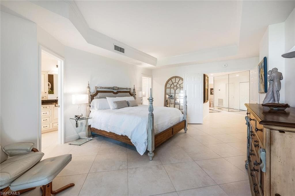 8420 Abbington Cir B25, Naples, FL 34108-17