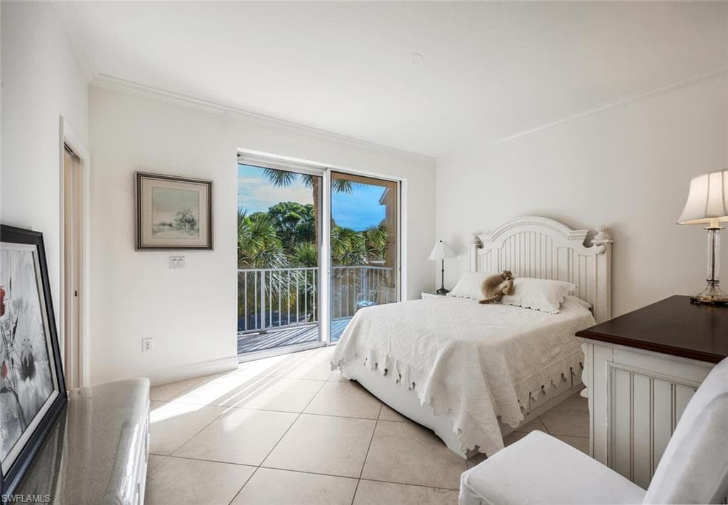 8420 Abbington Cir B25, Naples, FL 34108-20