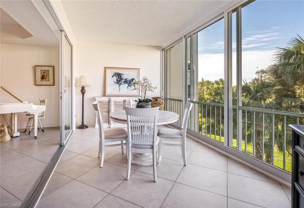 8420 Abbington Cir B25, Naples, FL 34108-25