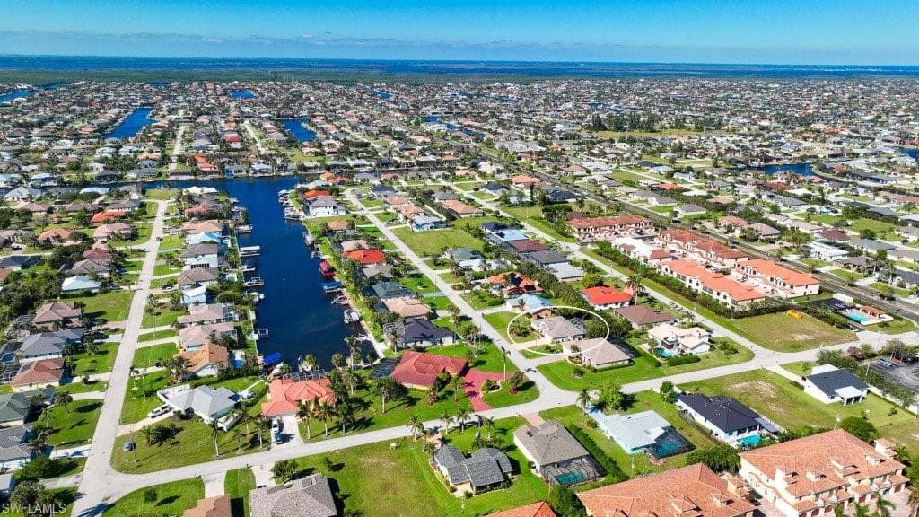 1807 48th Ln, Cape Coral, FL 33914-8
