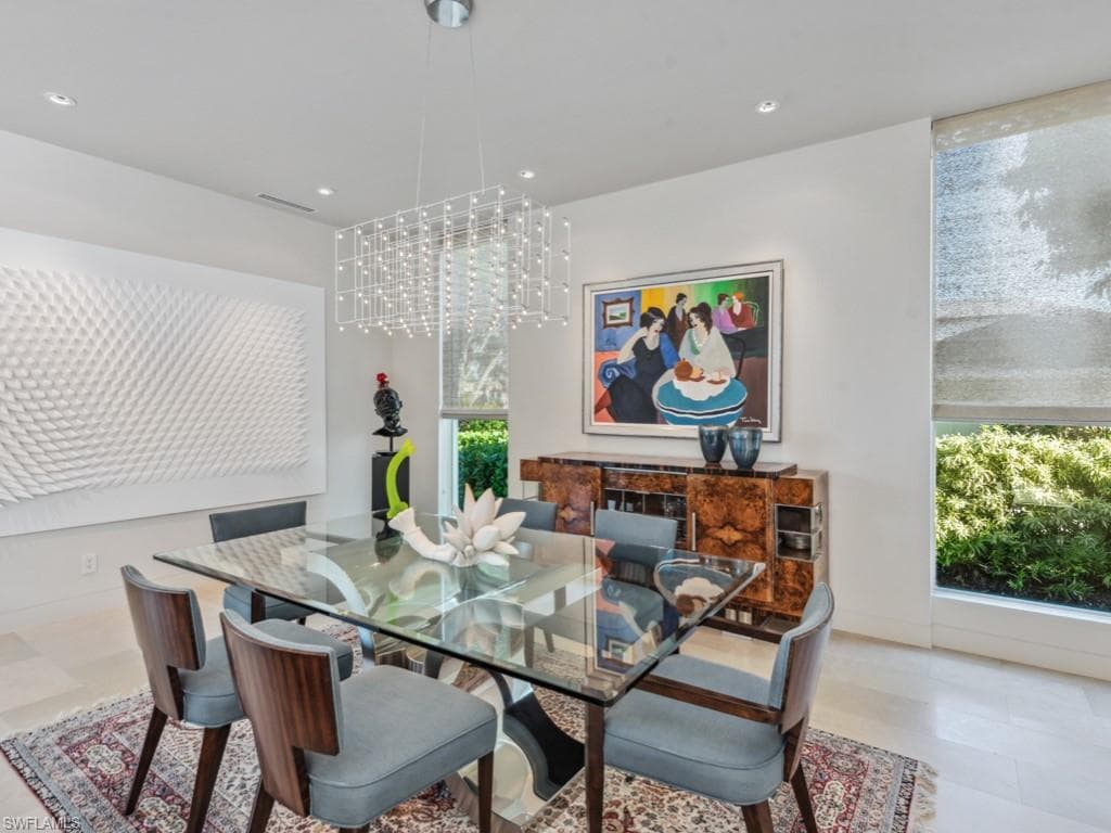 440 Spinnaker Dr, Naples, FL 34102-19