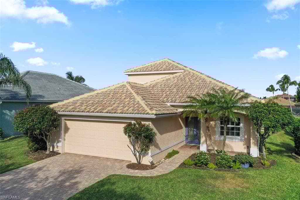 14370 Laguna Dr, Fort Myers, FL 33908-1