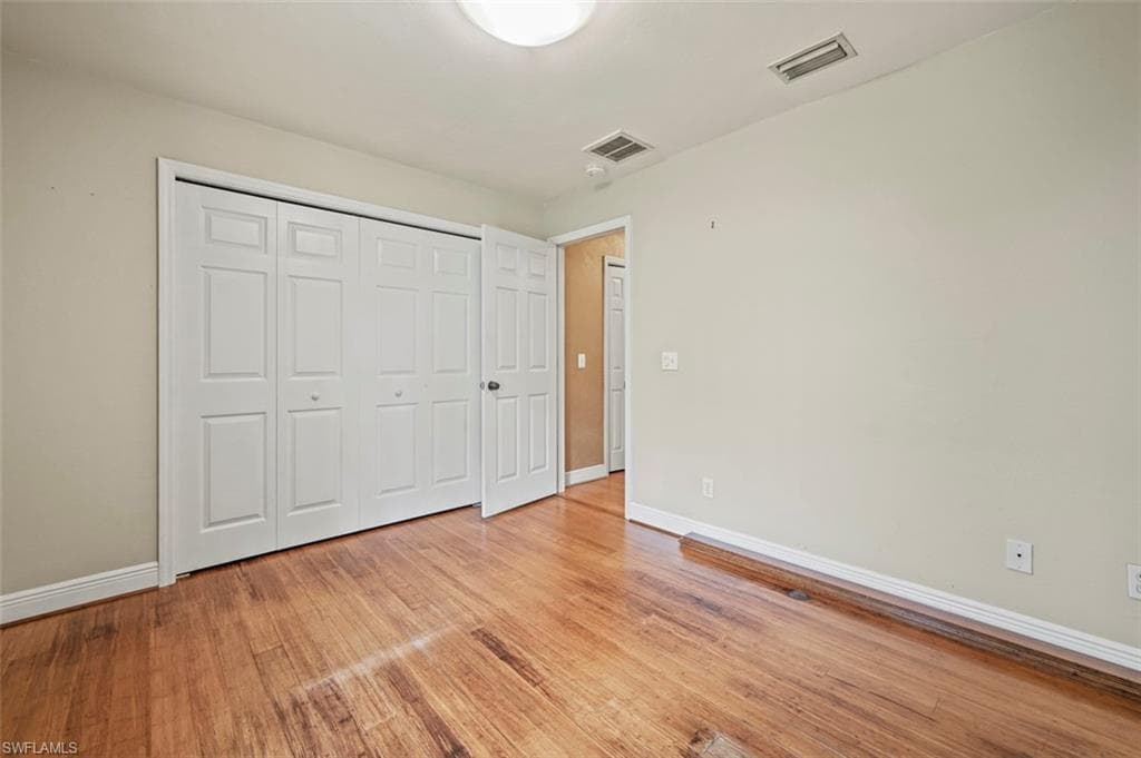 14370 Laguna Dr, Fort Myers, FL 33908-21