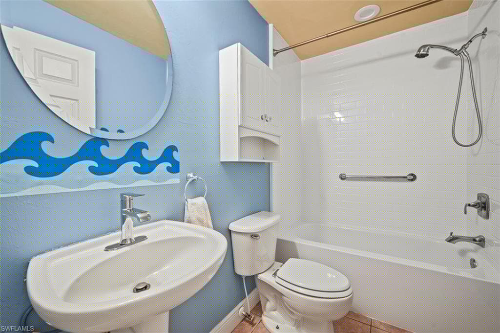 14370 Laguna Dr, Fort Myers, FL 33908-22