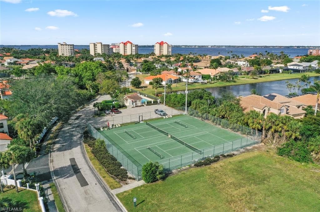 14370 Laguna Dr, Fort Myers, FL 33908-37