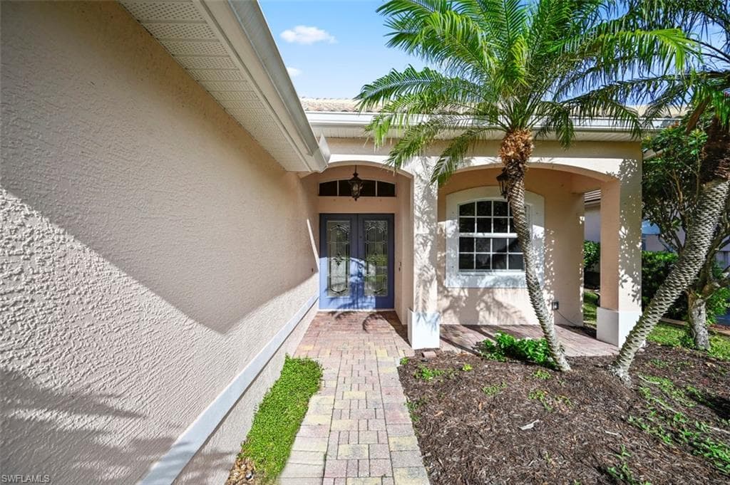 14370 Laguna Dr, Fort Myers, FL 33908-3