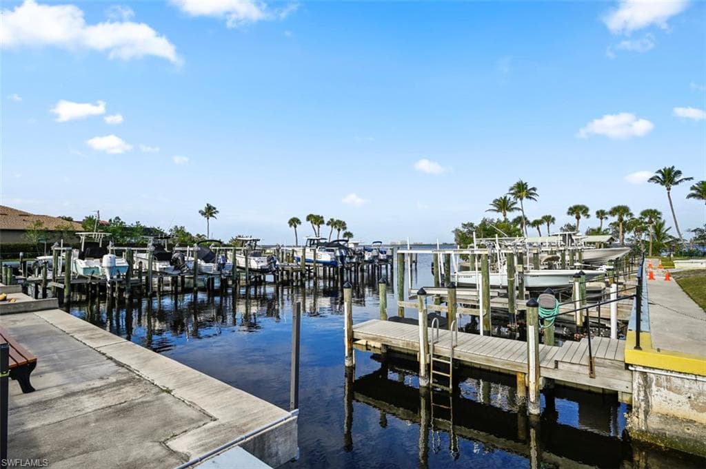 14370 Laguna Dr, Fort Myers, FL 33908-44