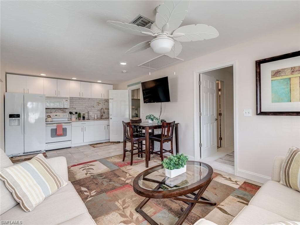 4348 Mariner Rd, Bonita Springs, FL 34134-24
