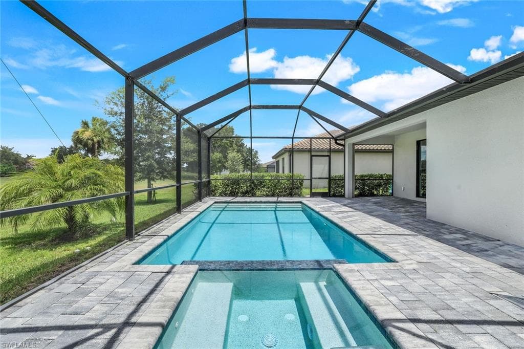 1837 Lema Ct, Naples, FL 34120-32