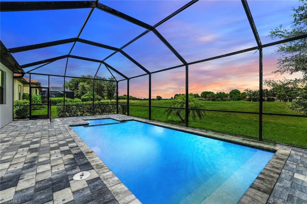 1837 Lema Ct, Naples, FL 34120-3