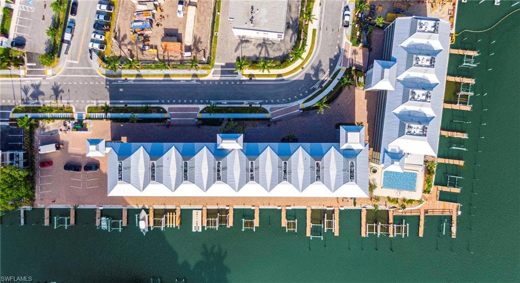 271 Southbay Dr 132, Naples, FL 34108-17