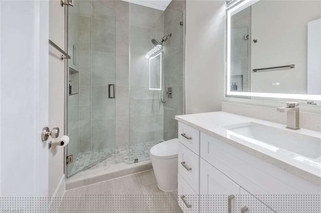 8260 Laurel Lakes Blvd, Naples, FL 34119-34