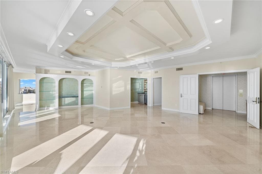8665 Bay Colony Dr 1404, Naples, FL 34108-5