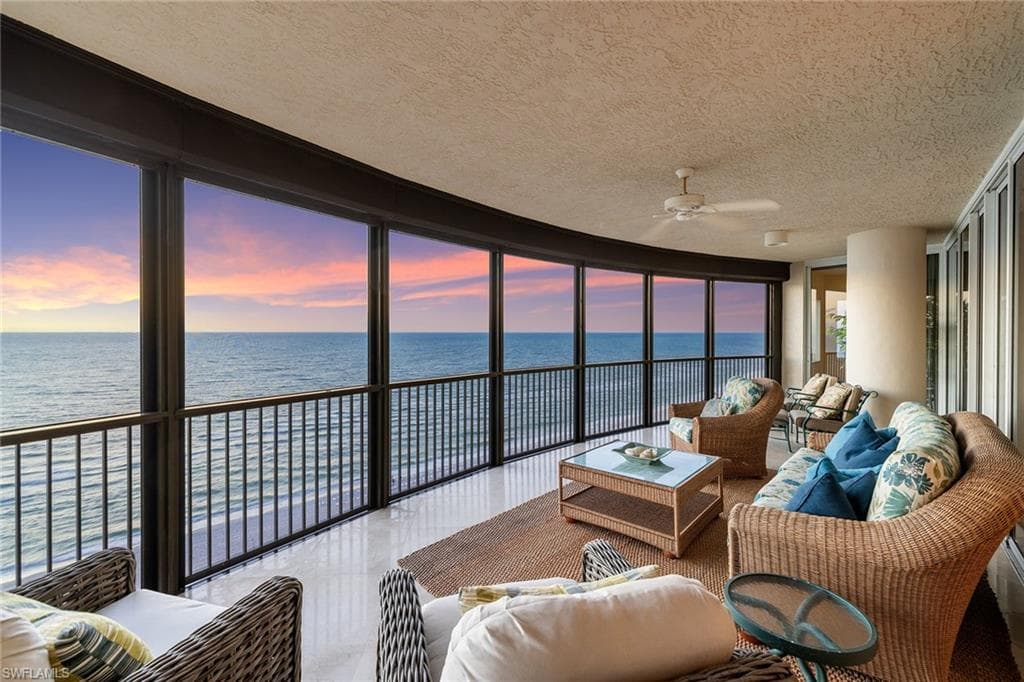 8665 Bay Colony Dr 1404, Naples, FL 34108-8