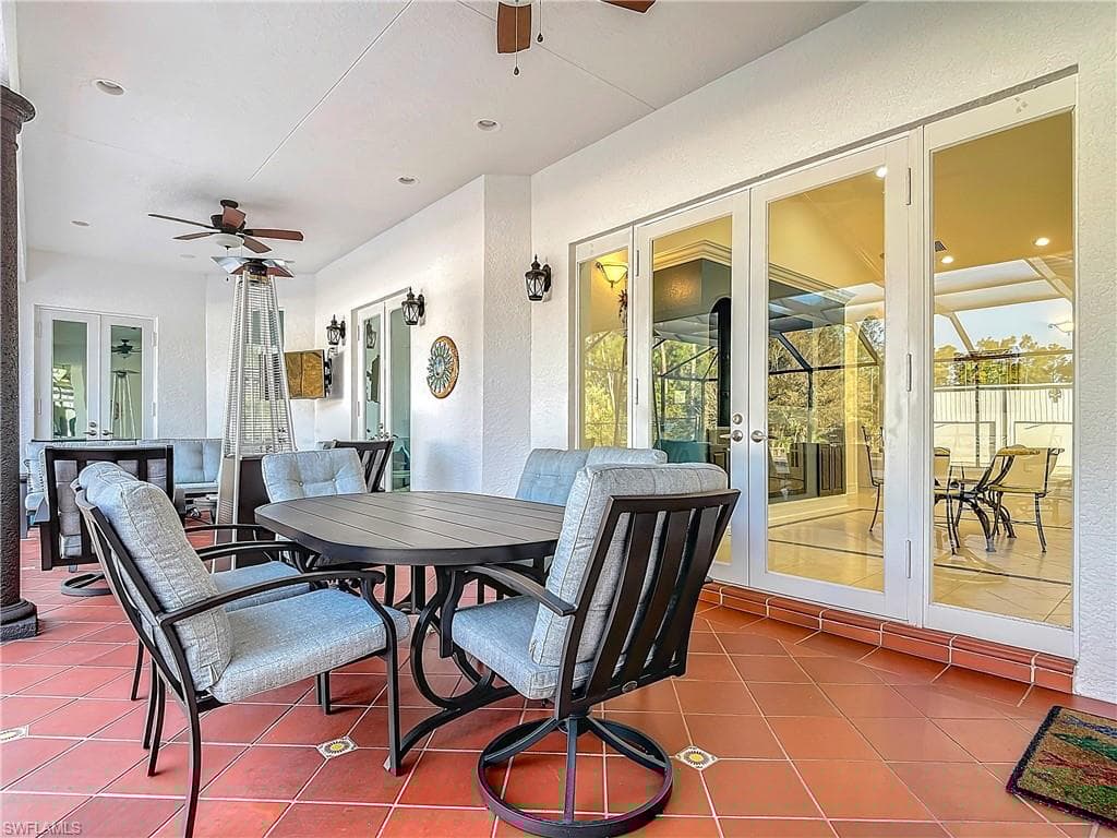 4411 Pine Ridge Rd, Naples, FL 34119-38