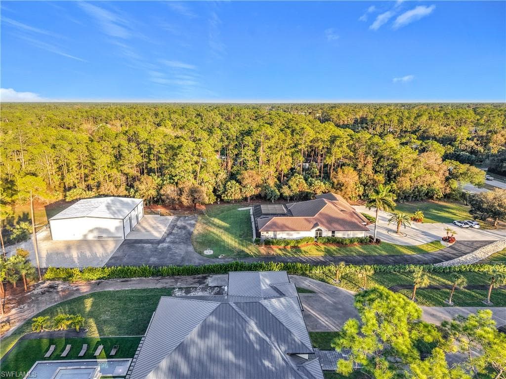 4411 Pine Ridge Rd, Naples, FL 34119-46