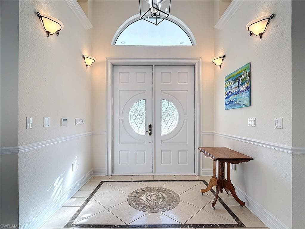 4411 Pine Ridge Rd, Naples, FL 34119-6