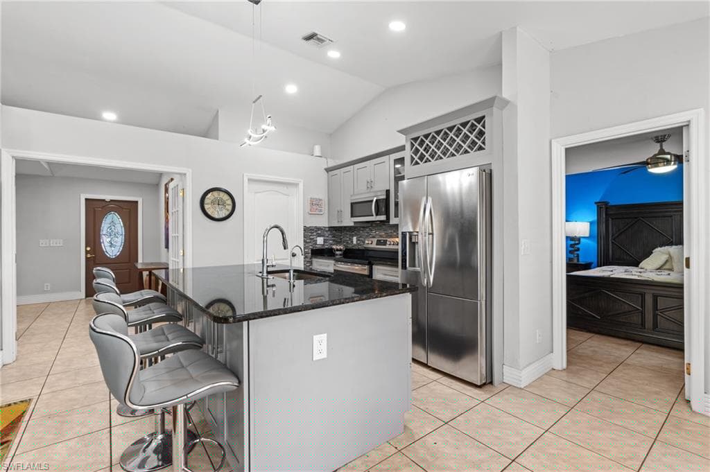 1206 5th Ave, Cape Coral, FL 33909-11