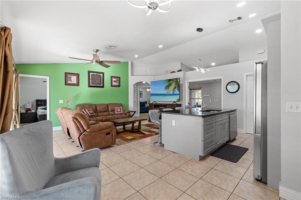 1206 5th Ave, Cape Coral, FL 33909-14