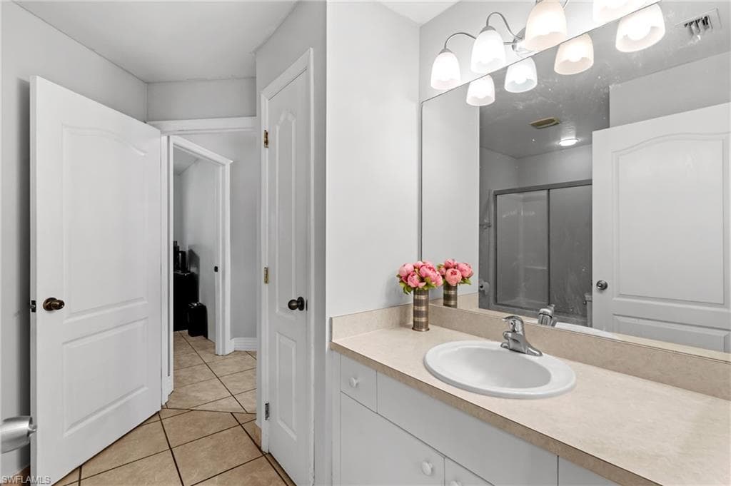1206 5th Ave, Cape Coral, FL 33909-23