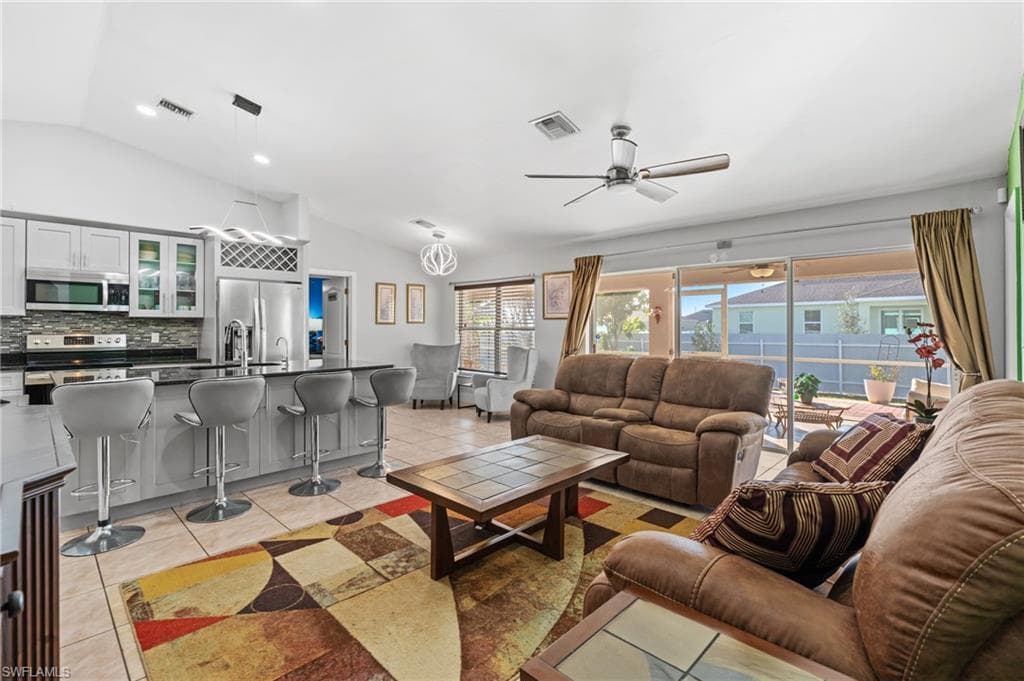 1206 5th Ave, Cape Coral, FL 33909-3