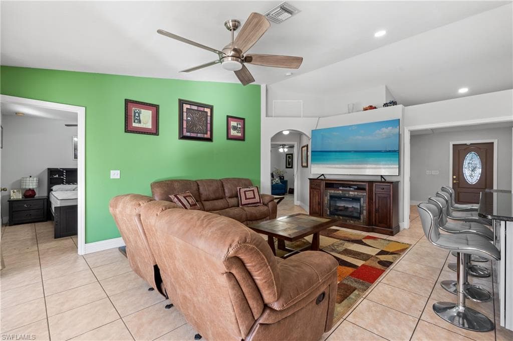 1206 5th Ave, Cape Coral, FL 33909-8